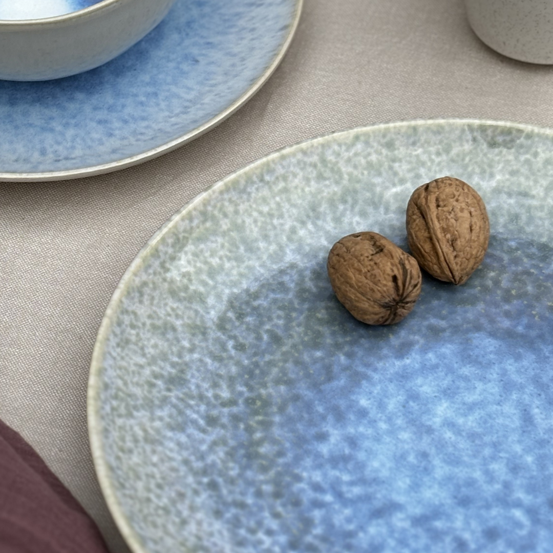 Dinner Plate Tamariz