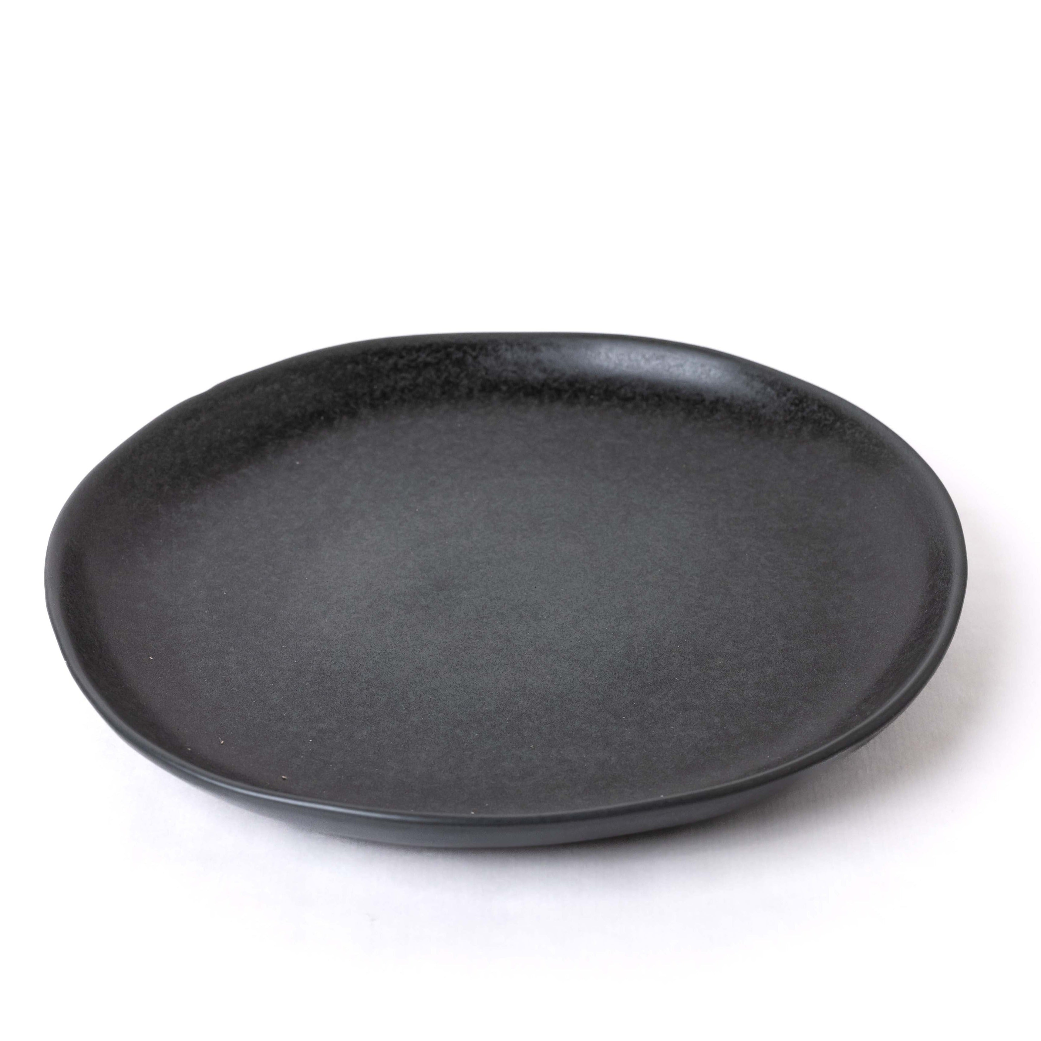 Dinner Plate Madeira Black