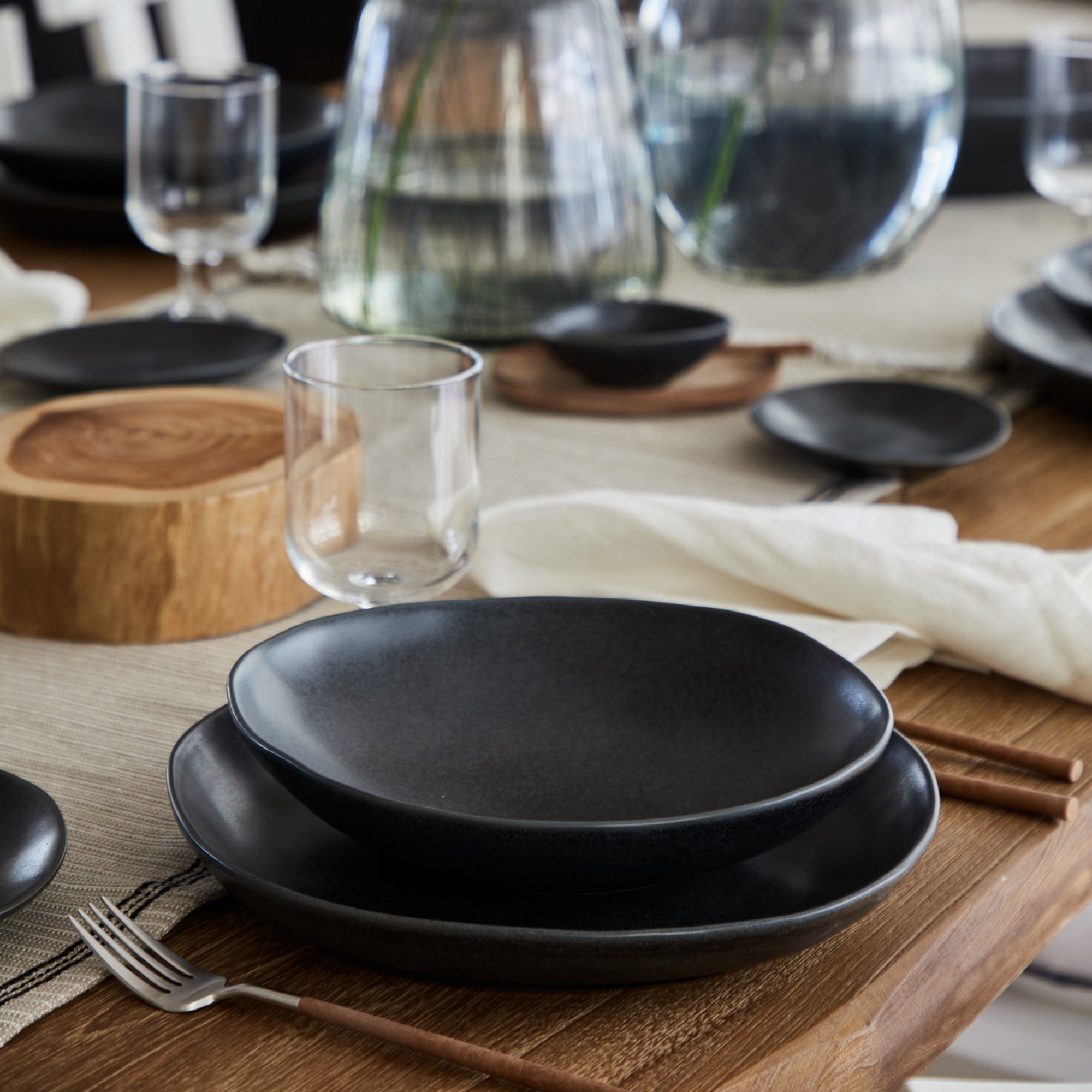 Soup / Pasta Plate Madeira Black